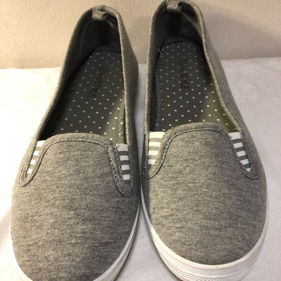 2 pairs of Size 10 Ladies Flats - Picture 11 of 16